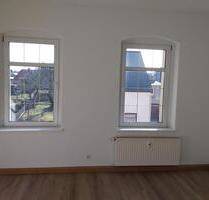 Sonnige 2 Zimmer Wohnung mit Küche zu vermieten - Lugau/Erzgebirge