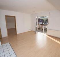 Sehr schöne helle DG Wohnung in ruhiger Lage von Lügde-Elbrinxen