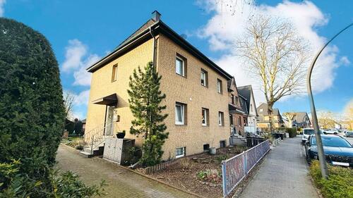 Foto - Haus mit großem Garten und vielseitigem Nutzungspotential