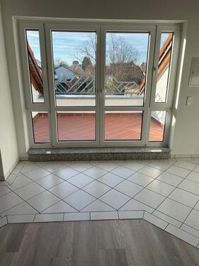 Foto - 3 Zimmer Dachgeschoßwohnung zur Miete in Bischofsheim