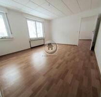 !!! ImmoPoint !!! frisch RENOVIERT - Anlieger-Wohnung mit Gas-Etagen-Heizung - Iserlohn Grüne