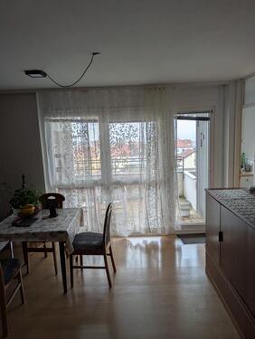 Foto - Helle 2-Zimmer Wohnung im 5. OG mit Balkon in Baltmannsweiler
