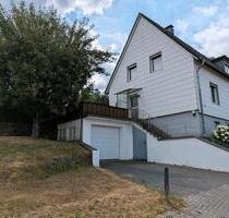 Doppelhaushälfte zu Verkaufen - 275.000,00&nbsp;EUR Kaufpreis, ca.&nbsp; 111,00&nbsp;m&sup2; in Wipperfürth (PLZ: 51688)
