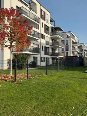 Foto - Helle 3-Zi.-Gartenwohnung mit hochwertiger Einbauküche