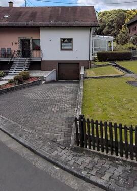 Foto - Haus zu vermieten - 1.050,00&nbsp;EUR Kaltmiete, ca.&nbsp; 135,00&nbsp;m&sup2;