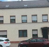 Altes Haus mit schönem Garten - 222.000,00&nbsp;EUR Kaufpreis, ca.&nbsp; 160,00&nbsp;m&sup2; in Osterhofen (PLZ: 94486)
