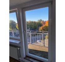 Herrliche Dachgeschosswohnung mit Balkon in Itzehoe