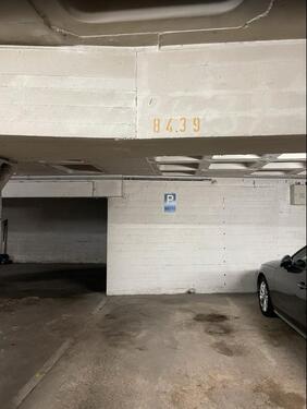 Foto - Tiefgaragenparkplatz in Schöneberg Hauptstraße