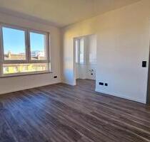 Kernsanierte 2 Zimmer Wohnung zu vermieten - Heiligenhaus