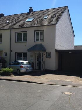 Foto - Provisionsfreies Reihenendhaus mit 179 m2 Wohnfl. & Doppelgarage