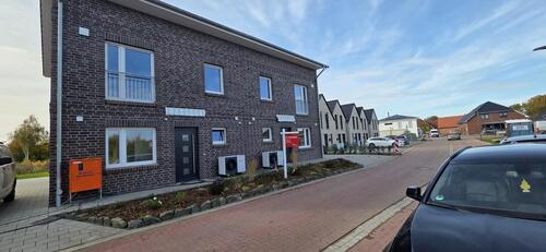 Foto - **schicker Neubau DOPPELHAUSHÄLFTE zu vermieten**