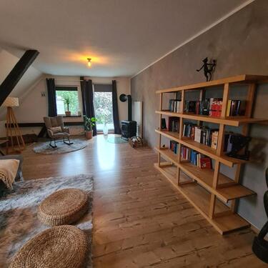 Foto - Traumhafte, voll möblierte großzügige 2-Zimmer-DG Wohnung ca 81m2