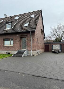 Foto - Doppelhaushälfte in Frechen-Grefrath