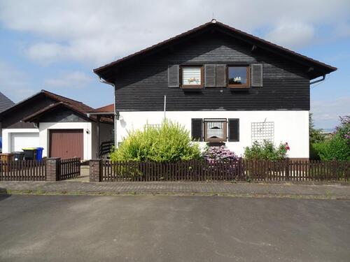 Foto - Gepflegtes, geräumiges Einfamilienhaus - ohne Makler!
