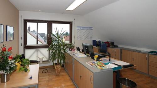 Foto - Ihr neues Büro in Künzell-Bachrain: Modern, zentral, vielseitig nutzbar