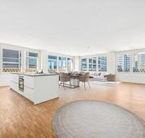 Elegance Meets Space – Großzügiges 3-Zimmer-Apartment mit Balkon und Loggia - Berlin Mitte