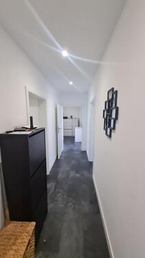 Foto - Zu vermieten: 3 - Zimmer Dachgeschoss Wohnung 75qm, modernisiert