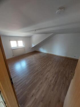 Foto - 3.5 Zimmer Dachgeschoßwohnung zur Miete in Rehlingen-Siersburg