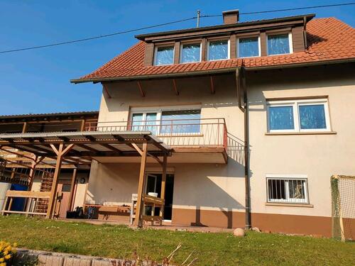 Foto - Charmates Einfamilienhaus mit Einliegerwohnung