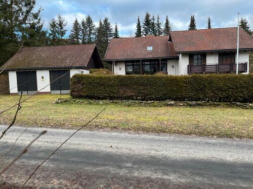 Foto - Einfamilienhaus mit Einliegerwohnung