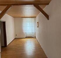 Erdgeschosswohnung mit Terrasse und Garage im Hinterhof - Pirmasens