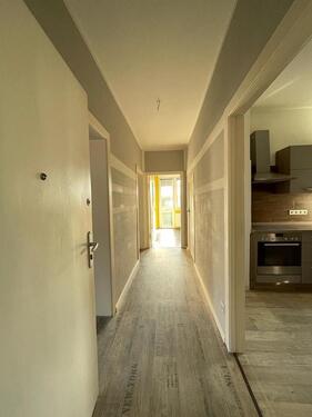 Foto - Attraktive 3-Zimmer-Wohnung mit EBK in der Nähe Kaulsdorfer Seen.