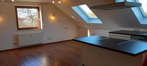 Foto - 2 Zimmer Dachgeschoßwohnung zur Miete in Grafenrheinfeld