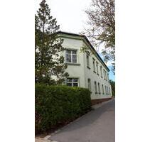 Neu renovierte 3 Zimmer Wohnung 1.OG – 3 Fußminuten vom Bahnhof - Großröhrsdorf