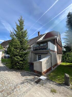 Foto - Schöne 3-Raum-Wohnung mit Balkon, Einbauküche & Garagen in ruhiger Lage von Eibau