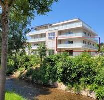 Hochwertige helle Dreizimmerwohnung, Balkon, EBK, Aufzug, 2xTG - Kandern
