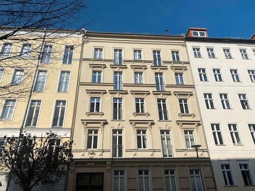 Foto - Kernsanierte 3,5-Zimmer-Wohnung in Berlin-Mitte