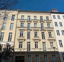 Kernsanierte 3,5-Zimmer-Wohnung in Berlin-Mitte