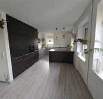 Exklusive Etagenwohnung (210 m²) mit DG-Studio zu vermieten - Schweinfurt Gartenstadt