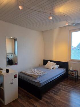 Foto - Größes WG-Zimmer in zentraler Lage