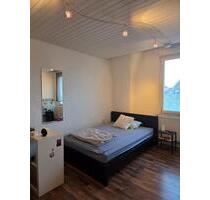 Größes WG-Zimmer in zentraler Lage - Fürth Südstadt