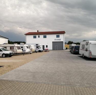 Foto - Kfz Werkstatt mit Wohnung - 2.850,00&nbsp;EUR Kaltmiete,