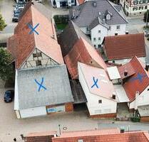 Älteres Haus mit Nebengebäude und praktischer Halle im Ortskern - Hüffenhardt