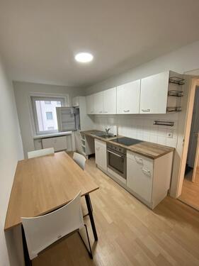 Foto - Renoviert: möblierte 2-Zimmer-WG mit Balkon in der Sanderau