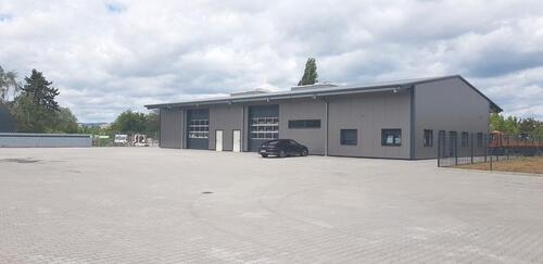 Foto - Neuwertige Halle in Weißenthurm mit Außenfläche!