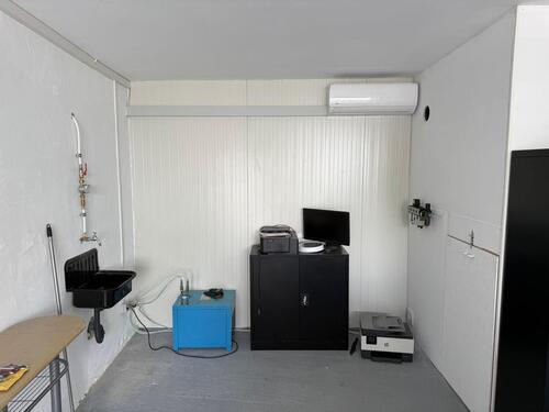 Foto - Halle Lager Büro Gewerbe - 450,00 EUR Kaltmiete,