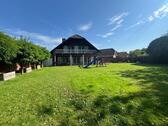 Foto - Freistehendes Einfamilienhaus, sehr großer Garten, von privat