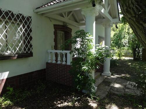 Foto - Haus am Park Frankfurt-Sossenheim 2300qm Grundst 14Z 450 qm Nutzf