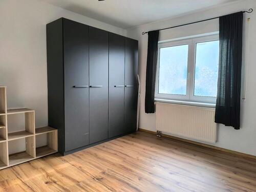 Foto - 3 Zimmer Etagenwohnung zur Miete in Täferrot