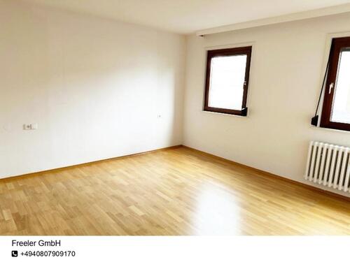 Foto - Helle 3 Zimmer Wohnung mit Einbauküche in Wandsbek