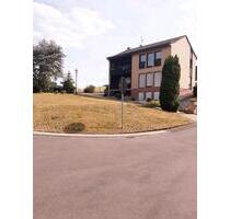2 Familienhaus mit Apartment direkt am Stausee Stadtkyll