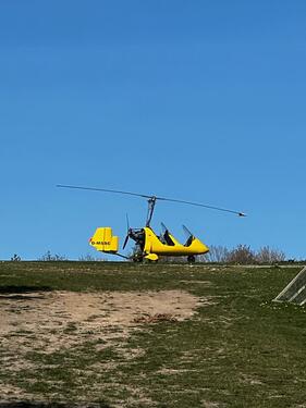 Foto - Garage, Hangarplatz für Gyro Tragschrauber