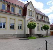 Helle 3 Raum Wohnung im EG mit Terasse - Ebersbach