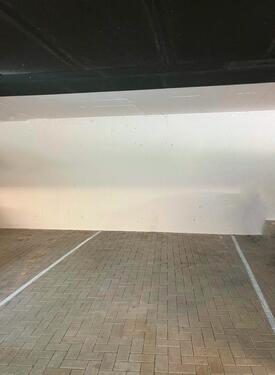 Foto - Tiefgaragenstellplatz zu vermieten