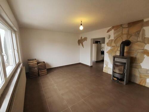 Foto - Haus mit großem Garten: 150m² Wohnfläche, Terasse, Garage, Garten