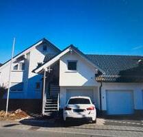 Galeriewohnung mit Balkon, Stellplatz, Garage 116 qm Brün - Wenden